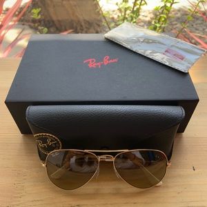 Classic Aviator Ray-Ban Sunglasses